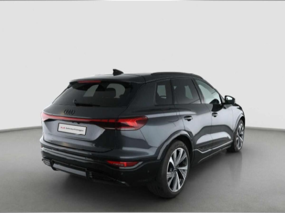 Audi Q6 e-tron Q6 SUV e-tron performance S line NAVI PANO HUD UVP 95885.-Eur// 0,25% Versteuerung ch