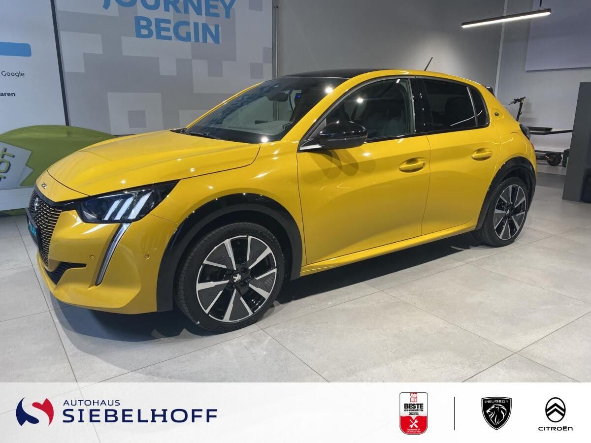 Peugeot 208 e-208 GT Elektromotor 136 *Navi*Keyless*CAM*SHZ*Pano*