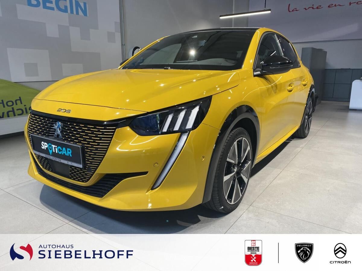 Peugeot 208 e-208 GT Elektromotor 136 *Navi*Keyless*CAM*SHZ*Pano*