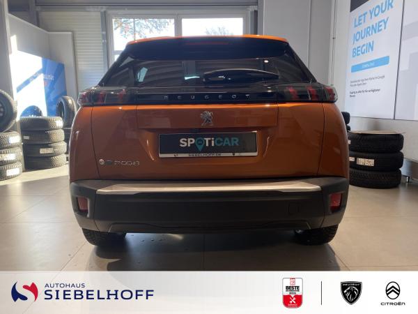 Peugeot 2008 e-2008 Allure Pack Elektromotor 136