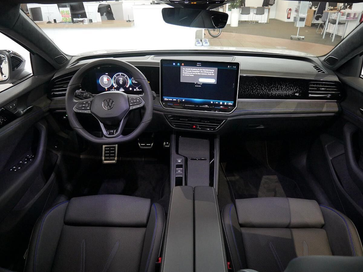 Volkswagen Passat Variant R-Line 2.0l TDI 4MOTION 142 kW (193 PS)