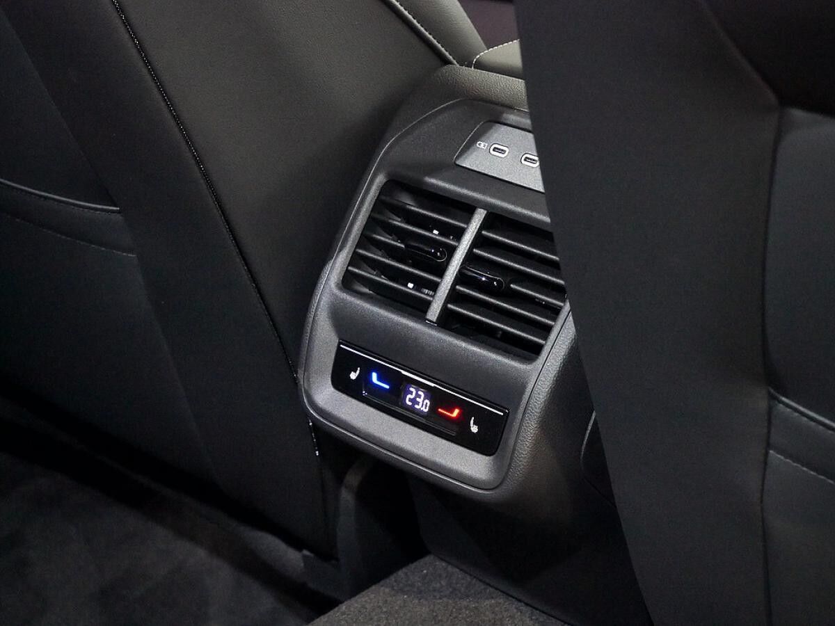 Volkswagen Passat Variant R-Line 2.0l TDI 4MOTION 142 kW (193 PS)