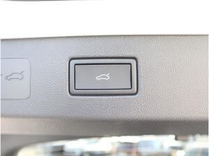 Volkswagen T-Roc R-Line 1.5 eTSI OPF (150 PS) DSG *BLACKSTYLE*WINTERRÄDER*NEUES MODELL!*