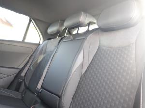 Volkswagen T-Roc R-Line 1.5 eTSI OPF (150 PS) DSG *BLACKSTYLE*WINTERRÄDER*NEUES MODELL! *