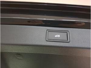 Skoda Kamiq 1.5 TSI Monte Carlo Pano AHK ACC CarPlay