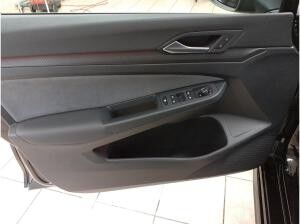 Volkswagen Golf VIII 2.0TSI 4Motion *Navi*Matrix-LED*R-Line