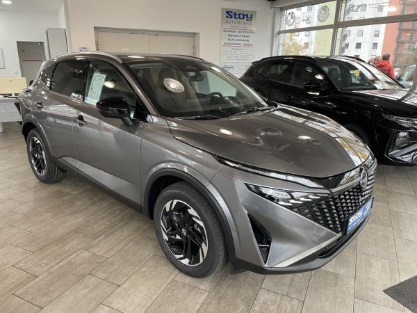 Nissan Qashqai 1.3 N-Connecta DIG-T mHEV X-TRONIC P.Dach