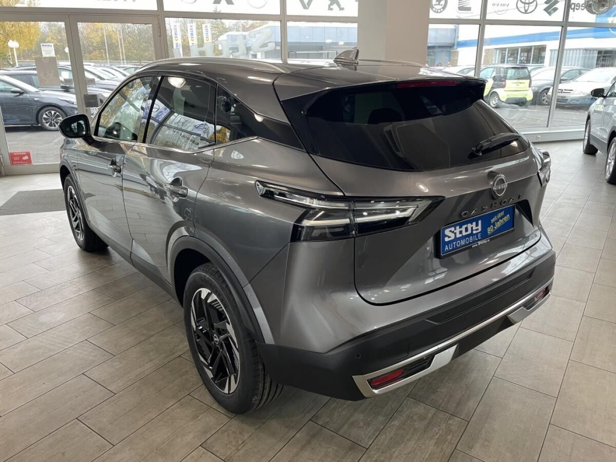 Nissan Qashqai 1.3 N-Connecta DIG-T mHEV X-TRONIC P.Dach