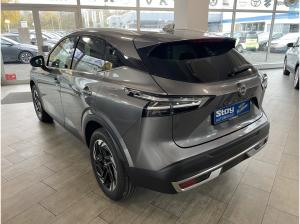 Nissan Qashqai 1.3 N-Connecta DIG-T mHEV X-TRONIC P.Dach