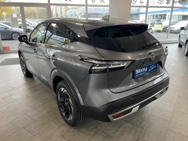 Nissan Qashqai 1.3 N-Connecta DIG-T mHEV X-TRONIC P.Dach