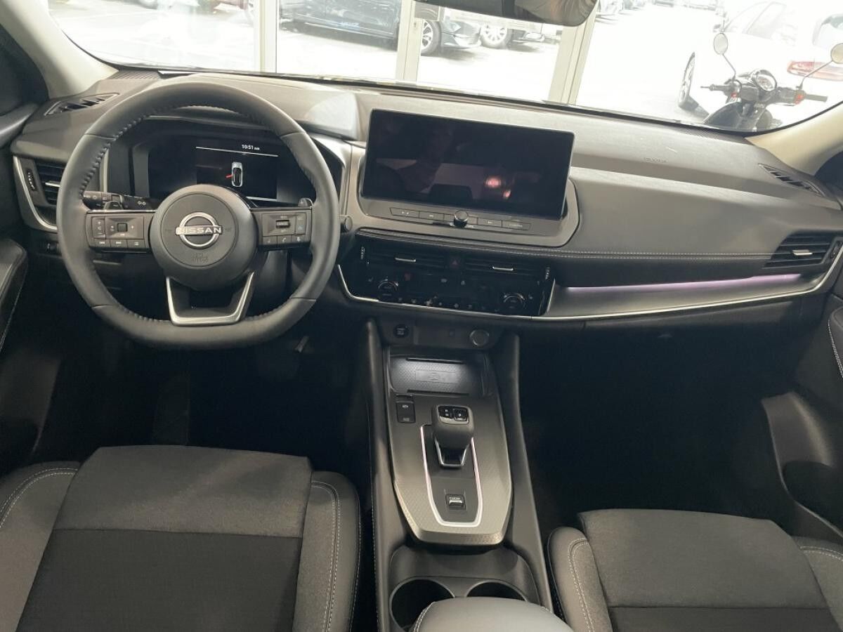 Nissan Qashqai 1.3 N-Connecta DIG-T mHEV X-TRONIC P.Dach
