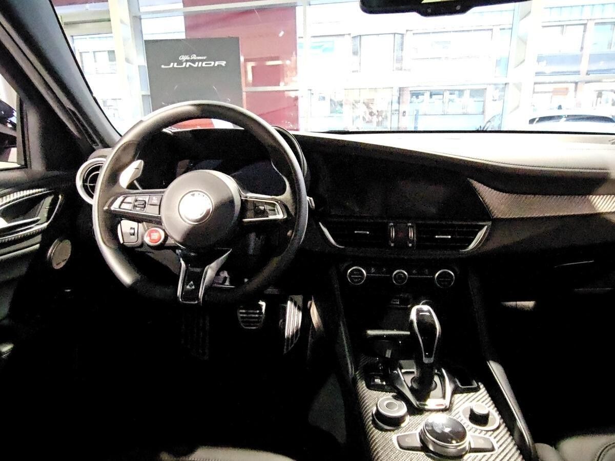 Alfa Romeo Giulia Quadrifoglio 520 PS ✨Akrapovic Abgasanlage