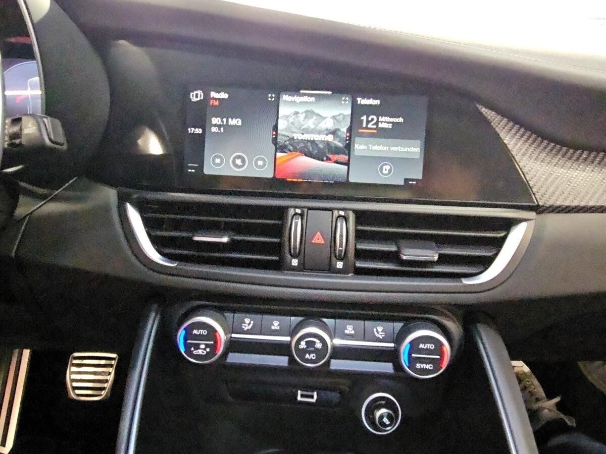 Alfa Romeo Giulia Quadrifoglio 520 PS ✨Akrapovic Abgasanlage