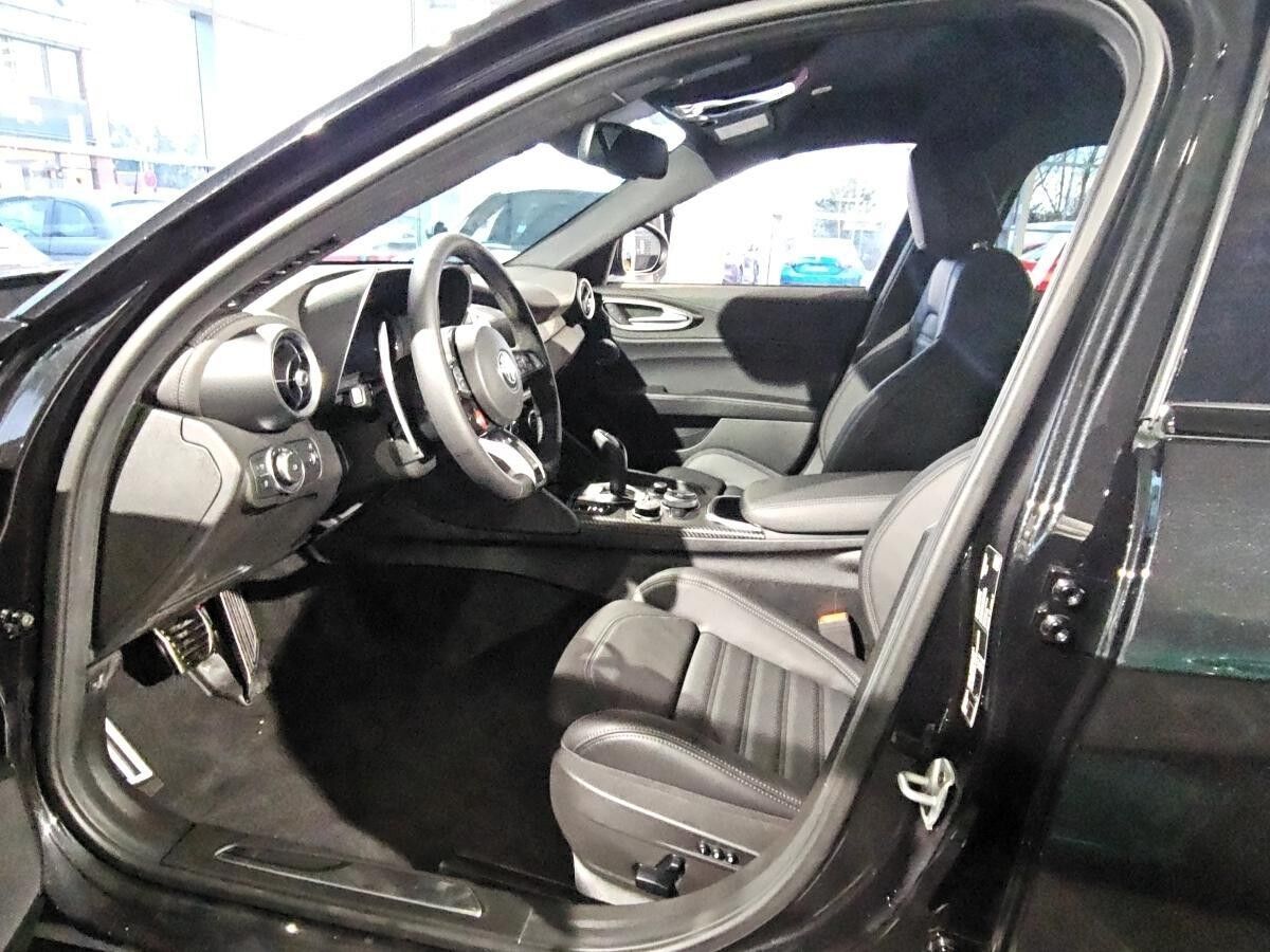 Alfa Romeo Giulia Quadrifoglio 520 PS ✨Akrapovic Abgasanlage