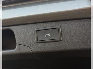 Volkswagen Passat Variant 2026 R-Line 2.0 TDI 4MOTION 193 DSG (UVP 72.870€/KW48/25) NAV15"/HEAD-UP/19"LEEDS/DCC/AHK/WI