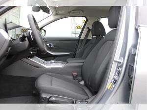 BMW 330 e Limousine *Attraktiver Deal!* +1.190€ GUTSCHEIN ON TOP