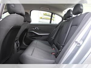 BMW 330 e Limousine *Attraktiver Deal!* +1.190€ GUTSCHEIN ON TOP
