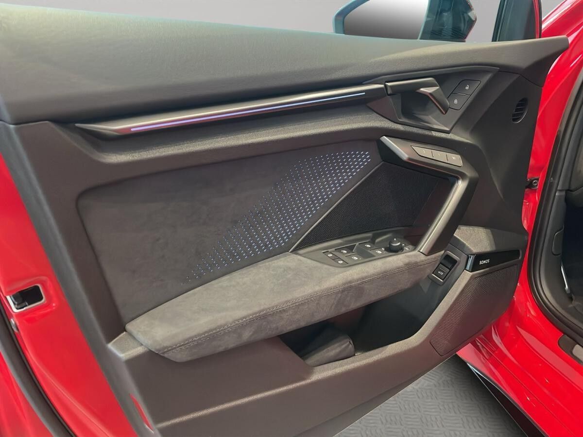 Audi RS3 RS 3 Sportback Matrix Pano Navi HeadUp Sonos