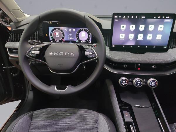 Skoda Superb Combi Selection 1.5 TSI DSG IV AHK NAVI