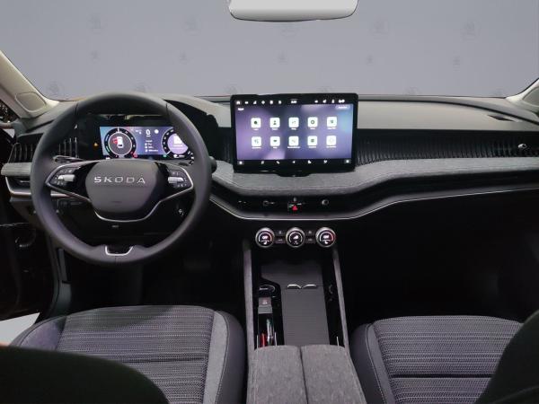 Skoda Superb Combi Selection 1.5 TSI DSG IV AHK NAVI