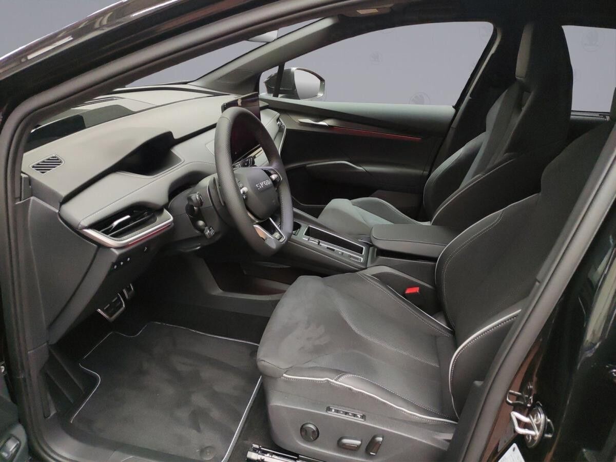 Skoda Elroq 85X Sportline 4x4 ADVANCED WÄRMEPUMPE AHK