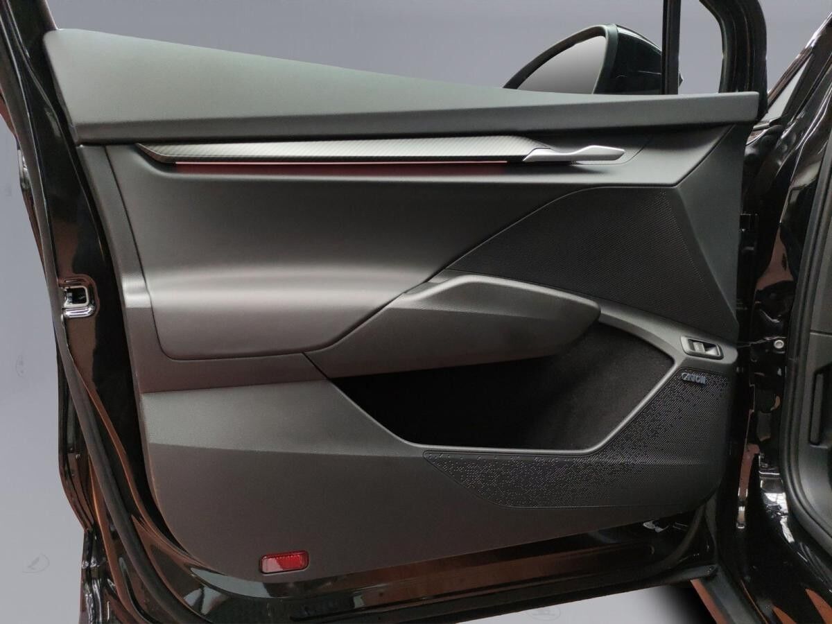 Skoda Elroq 85X Sportline 4x4 ADVANCED WÄRMEPUMPE AHK