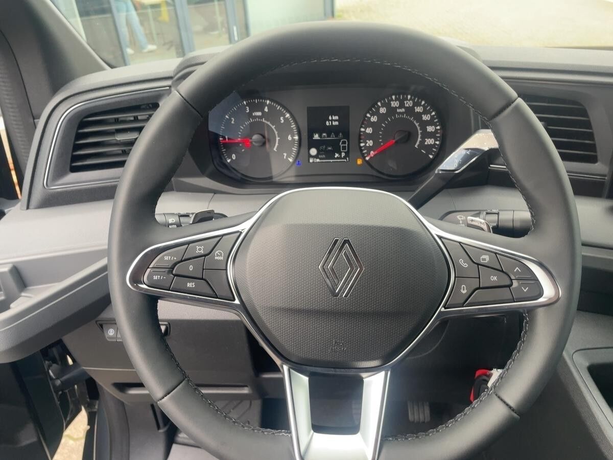 Renault Master Kasten extra L2H2 3,5t Blue dCi 150 AT