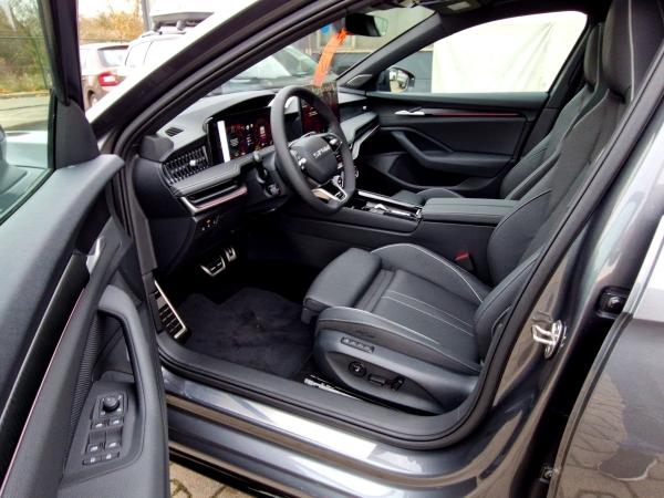 Skoda Superb Combi 1.5 TSI iV Sportline DSG Matrix AHK