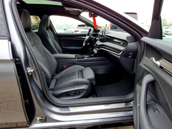 Skoda Superb Combi 1.5 TSI iV Sportline DSG Matrix AHK