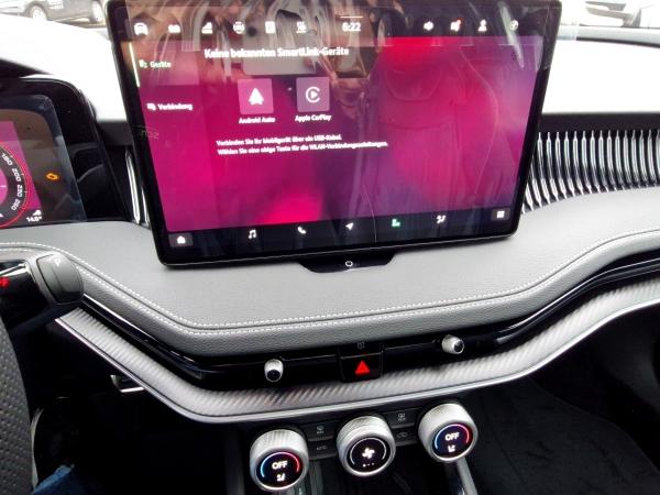 Skoda Superb Combi 1.5 TSI iV Sportline DSG Matrix AHK