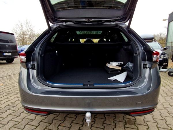 Skoda Superb Combi 1.5 TSI iV Sportline DSG Matrix AHK