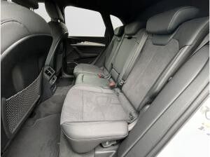 Audi Q5 S line 50 TFSI e quattro S tronic Audi Q5 S line 50 TFSI e quattro S tronic
