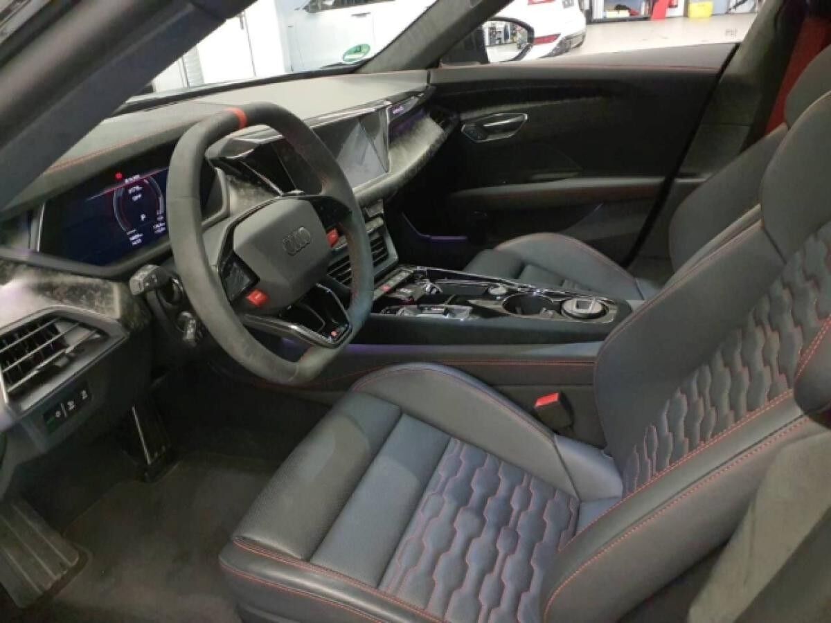 Audi RS e-tron GT Q PERFORMANCE B&O HuD LM21 CARBON