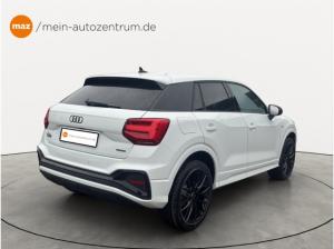 Audi Q2 S line 40 TFSI quattro 190 PS MatrixLED Klimapaket Kamera Schwarz plus