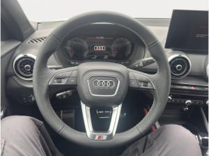 Audi Q2 S line 40 TFSI quattro 190 PS MatrixLED Klimapaket Kamera Schwarz plus