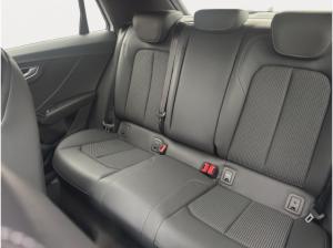 Audi Q2 S line 40 TFSI quattro 190 PS MatrixLED Klimapaket Kamera Schwarz plus
