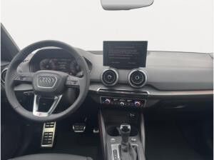 Audi Q2 S line 40 TFSI quattro 190 PS MatrixLED Klimapaket Kamera Schwarz plus