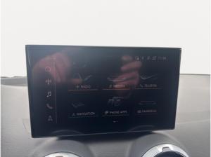 Audi Q2 S line 40 TFSI quattro 190 PS MatrixLED Klimapaket Kamera Schwarz plus