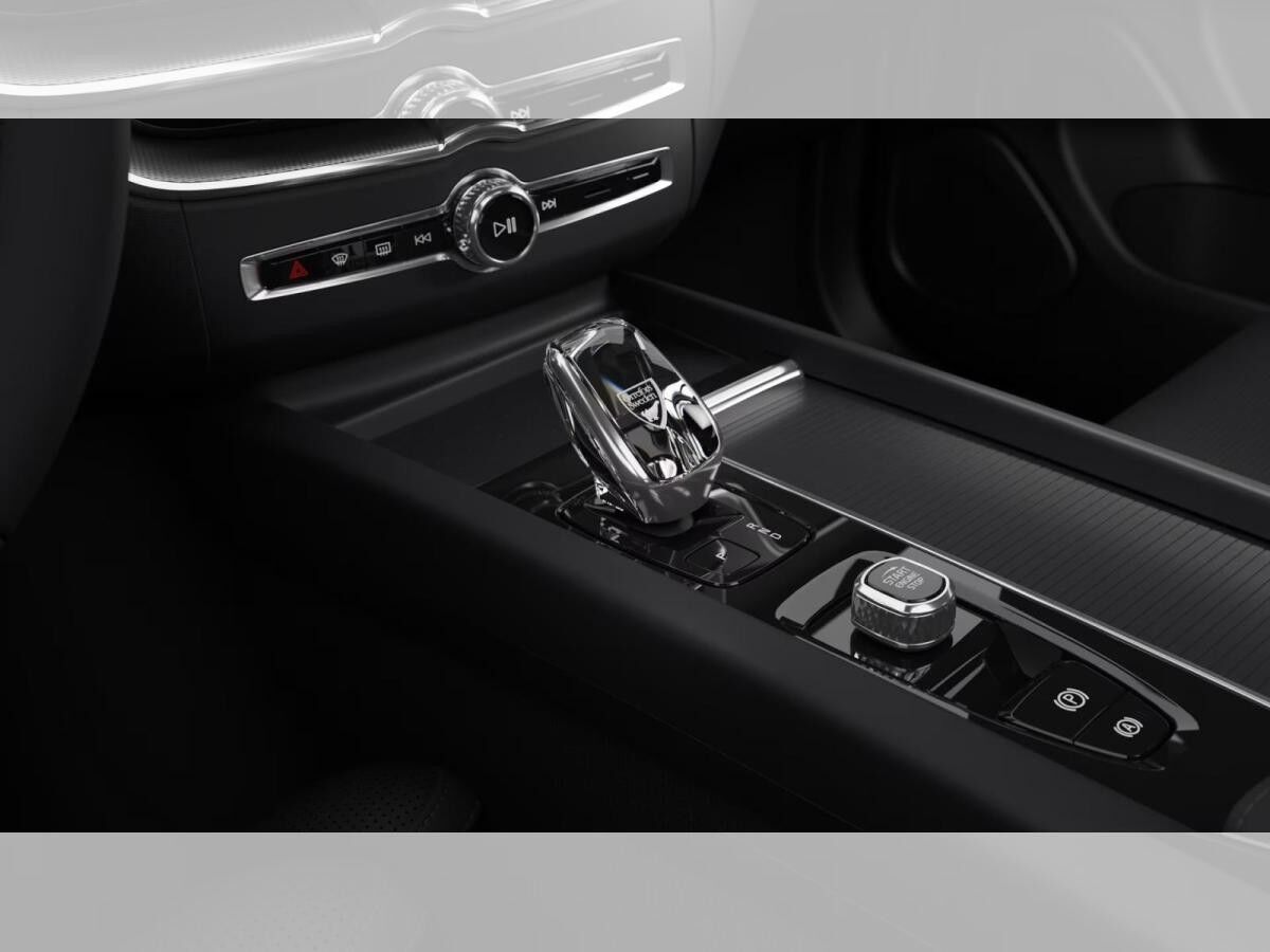 Volvo XC60 T8 AWD PHEV Ultra Black Signature Edition