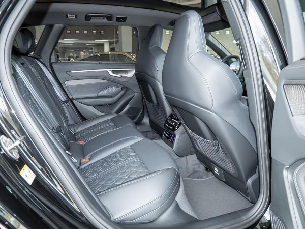 Audi A6 Avant edition one e-hybrid quattro