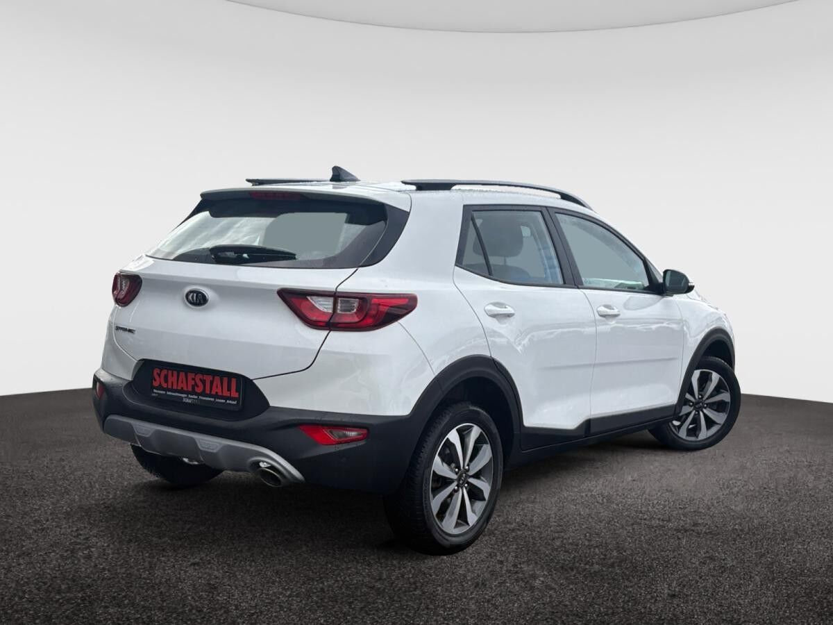 Kia Stonic Navi, Apple, Allwetterreifen, Überführung inkl.