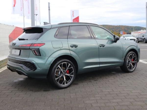 Audi Q3 SUV TFSI quattro S line*PANO*DIGI MATRIX*