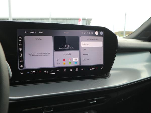 Audi Q3 SUV TFSI quattro S line*PANO*DIGI MATRIX*