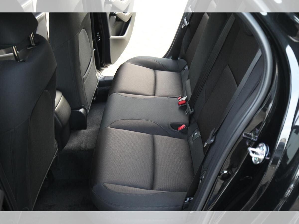 Mazda 3 2.5 eSKYACTIV G 140ps Aut. EXCLUSIVE-Line