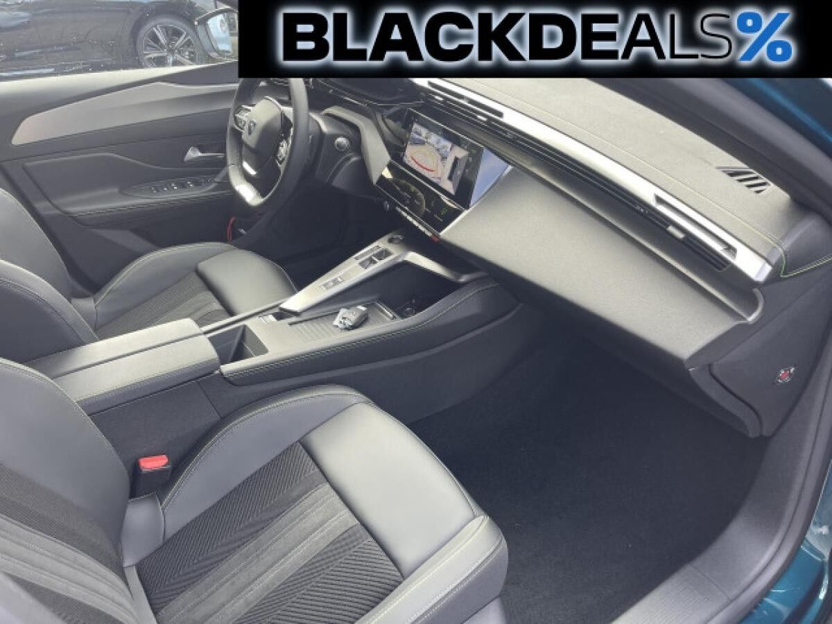 Peugeot 408 GT PureTech 130 EAT8 Bluetooth Navi LED Klima