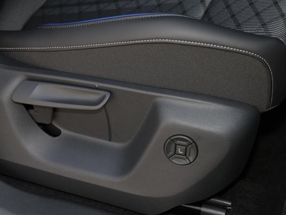 Volkswagen Tayron 2.0TDI DSG R-LINE +AHK+7-SITZER+