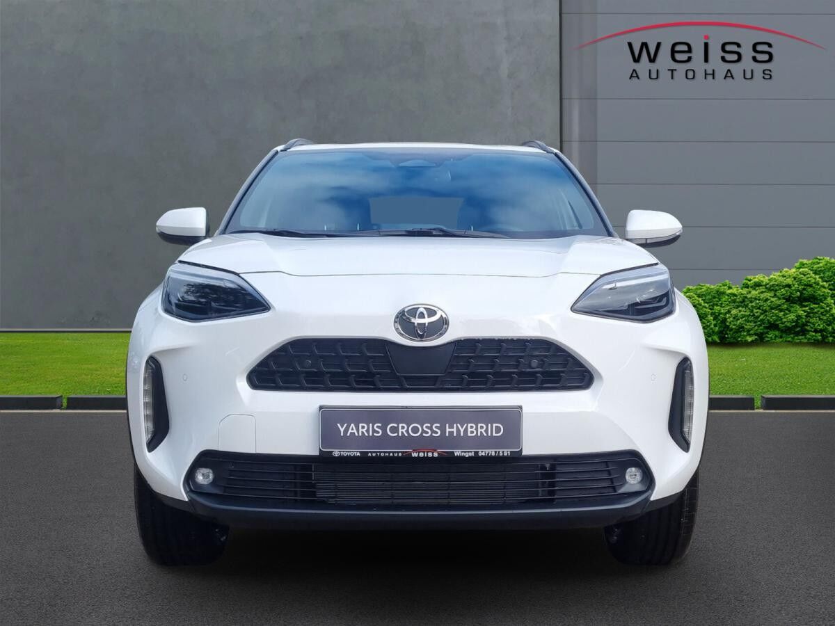 Toyota Yaris Cross Hybrid Teamplayer 1.5*Navi*LED*ACC*SHZ*LHZ*EPH*