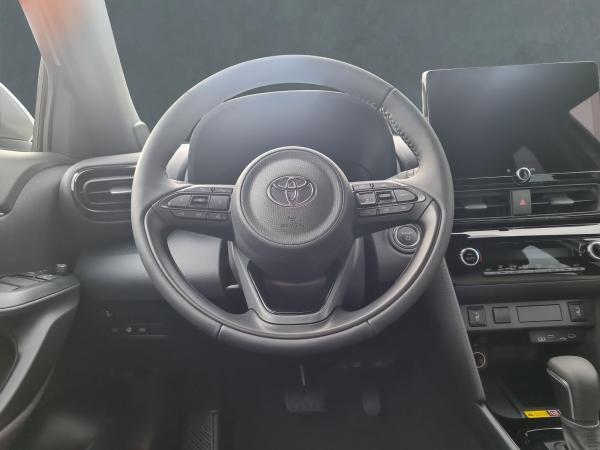 Toyota Yaris Cross Hybrid Teamplayer 1.5*Navi*LED*ACC*SHZ*LHZ*EPH*