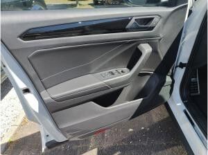 Volkswagen T-Roc T-Roc R-Line 1.5 l TSI AHK *Lagerfahrzeug*