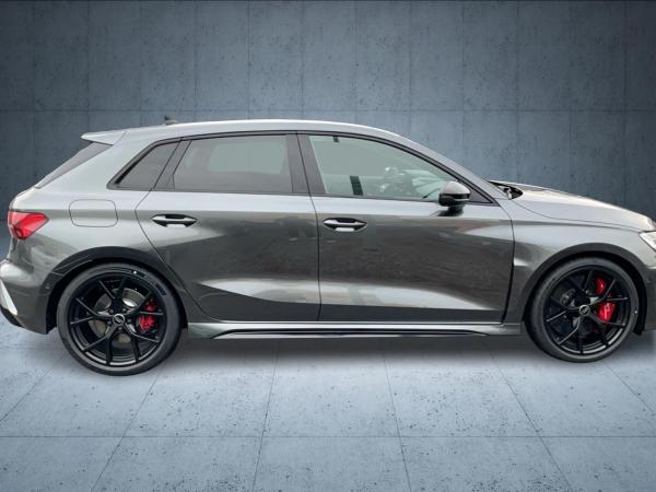 Audi RS3 RS 3 Sportback S tr. Vmax290 PANO RS-Abgas HUD
